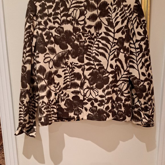 Women's jacket - Picture 8 of 8